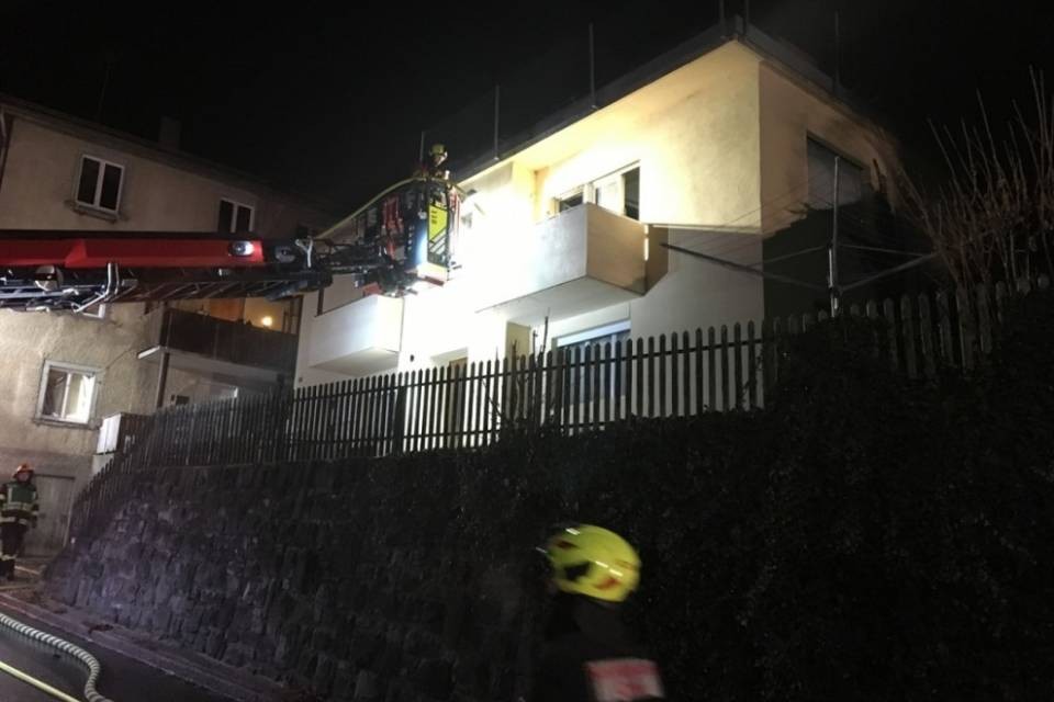 Incendio a Coira, deceduto il 58enne