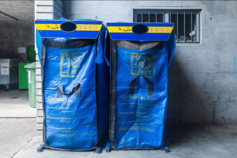 3'000 nuovi punti di raccolta per il riciclaggio del PET