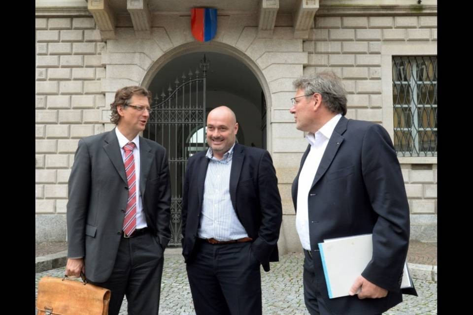 Bersani e Calastri si smarcano