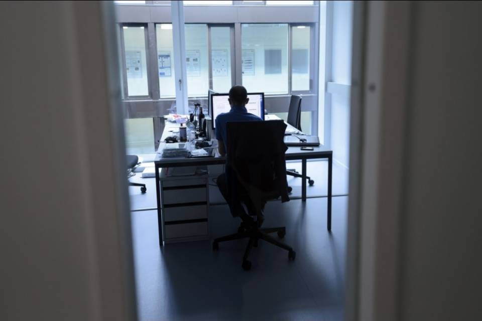 "Cerchiamo un laureato, ma deve essere italiano"
