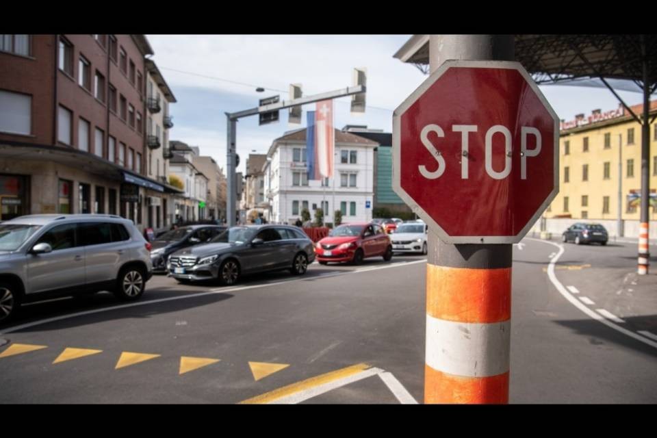 Svizzera, ad oggi chiusi 130 piccoli valichi di confine