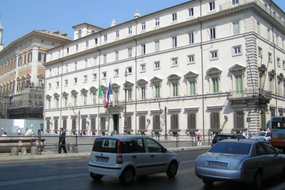 Italia, il parlamento approva la TAV e manda in crisi il governo