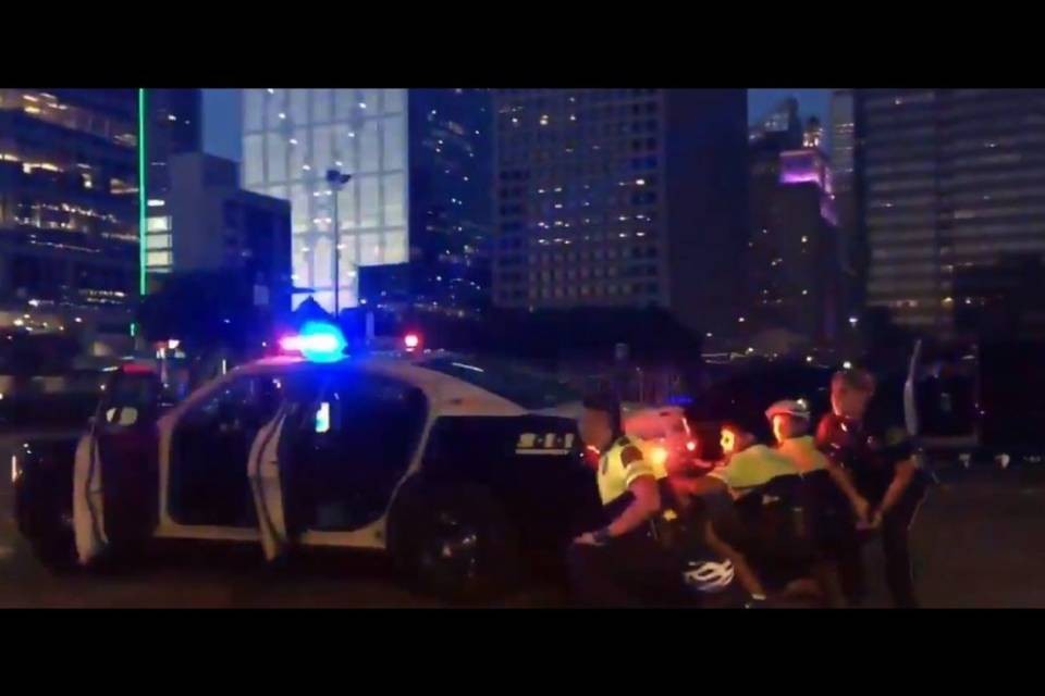 Dallas, ancora proteste in molte città