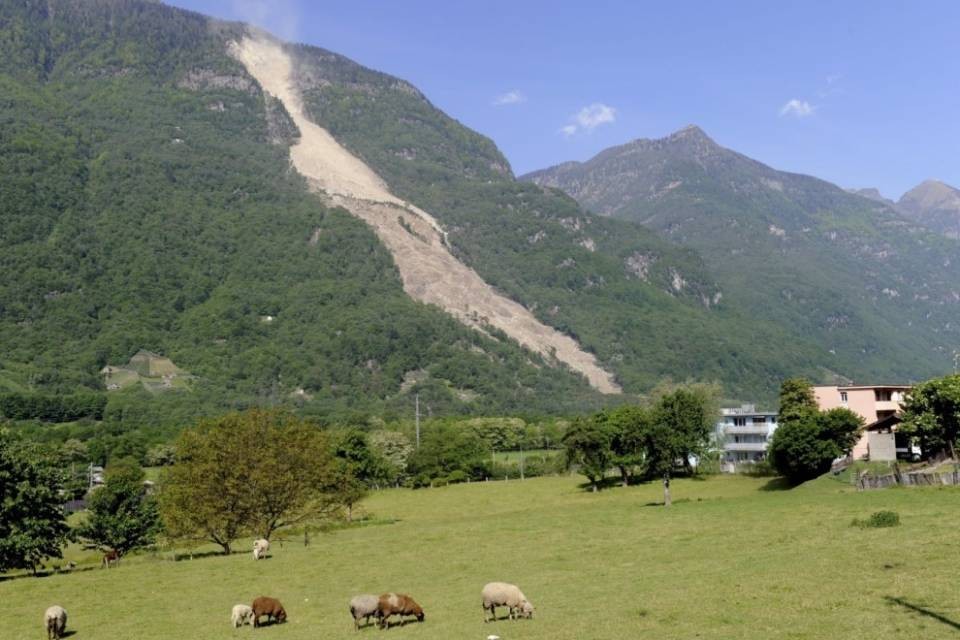Bocciate per un soffio le colline antirumore sulla A2