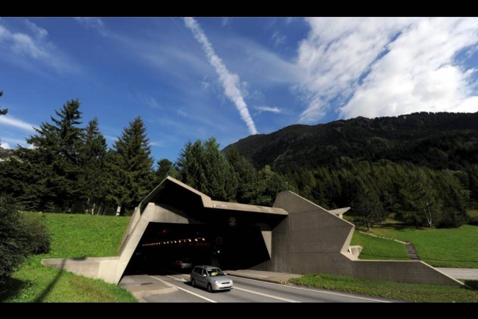 Chiusa la galleria del S.Gottardo