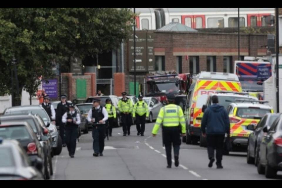 Londra, arrestato un 18enne
