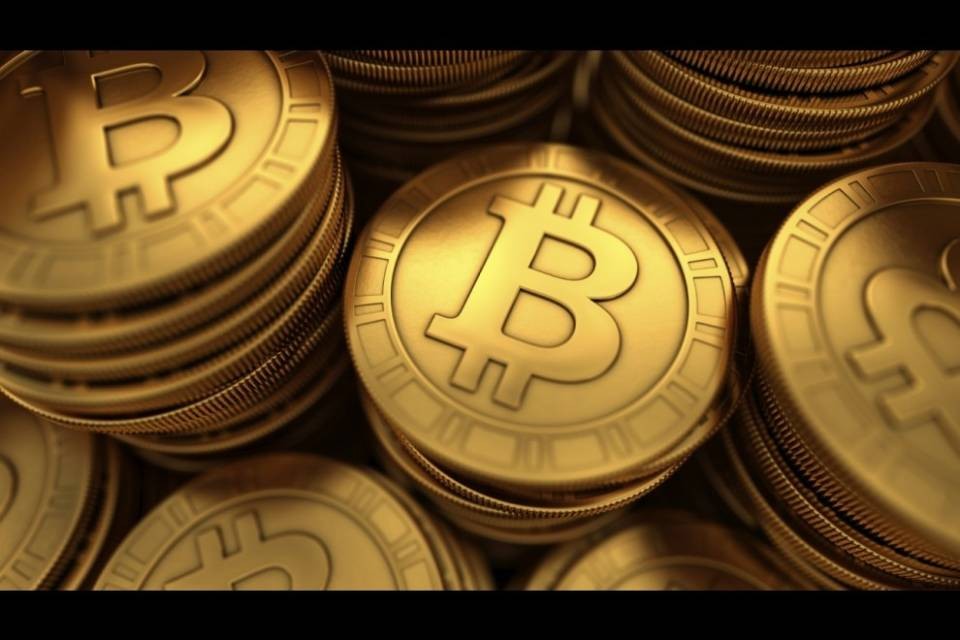 Scivolone Bitcoin, cala del 7,1% sotto i 15.000 dollari