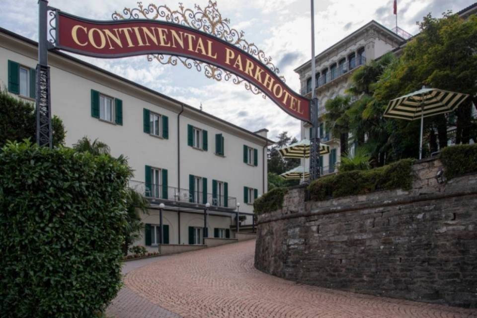 Cadavere in albergo, fermato un uomo?