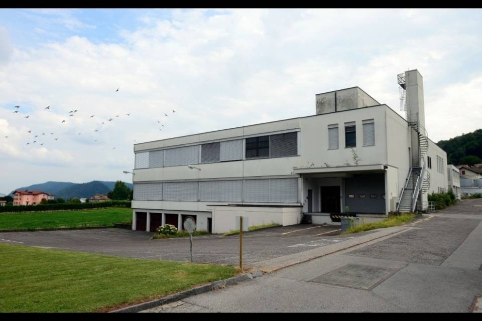 Novazzano, il DT blocca il call center