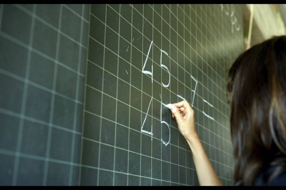 Il tempo di insegnamento nei licei si è ridotto