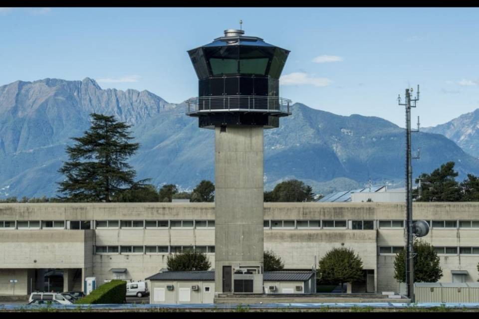 Aeroporto Locarno: via libera al rifacimento dell'aviorimessa