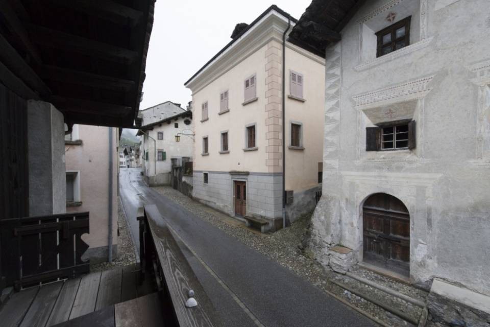 Il lupo è sempre più in basso
