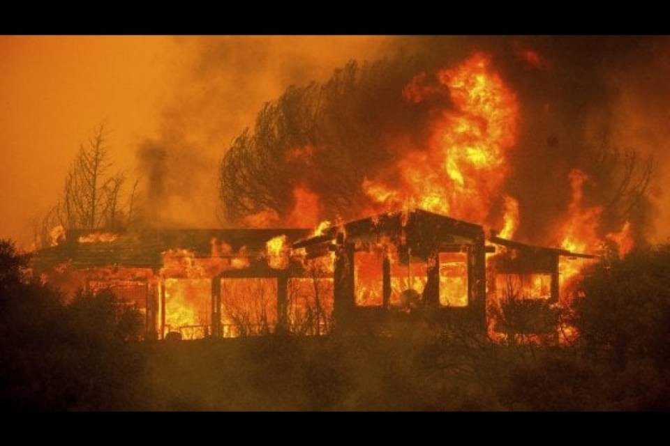 Incendio in un'abitazione di Steffisburg: morto un bambino