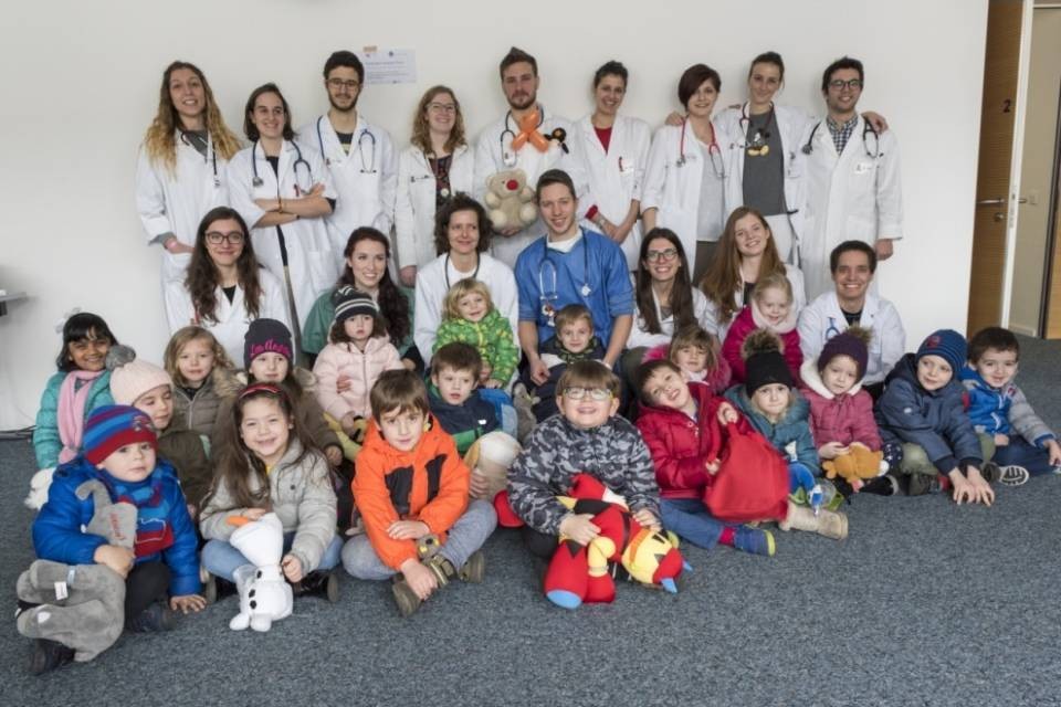 Teddy Bear Hospital Ticino fa scoprire l'ospedale ai bimbi