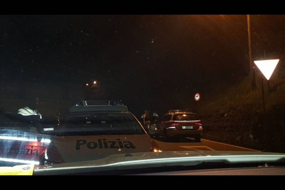 Ore di terrore a Golino: ragazza sequestrata nella notte
