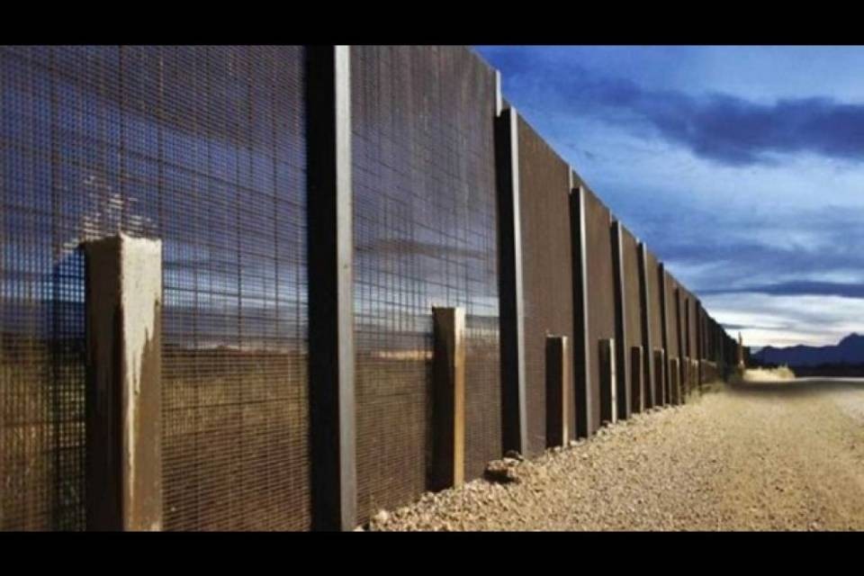 Il Texas si rifiuta di accogliere migranti