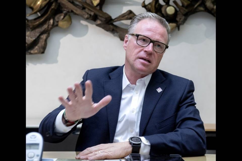Andreas Meyer si dimette
