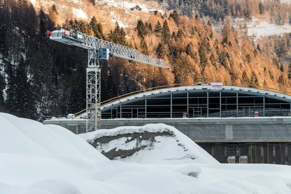 Ambrì Piotta, 7 gennaio 2021 - Il cantiere della nuova Valascia © CdT/ Chiara Zocchetti