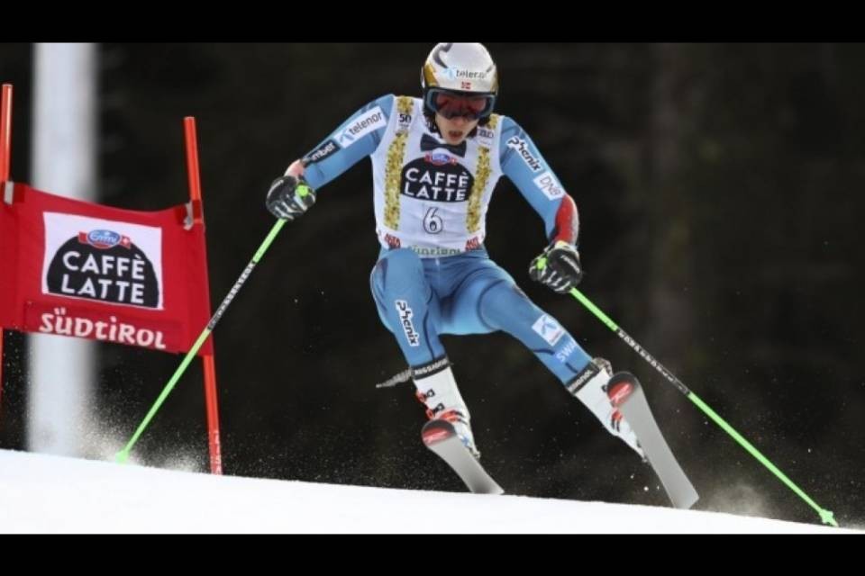 Kristoffersen si impone ad Adelboden