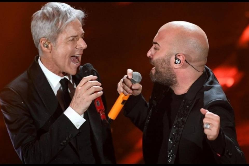 Sanremo: le pagelle della terza serata. Monteiro convince