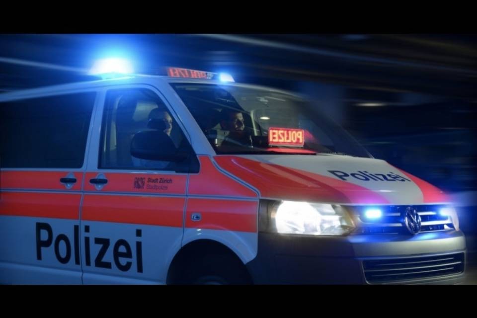 46enne italiano in contromano per quasi 100 km in 4 cantoni