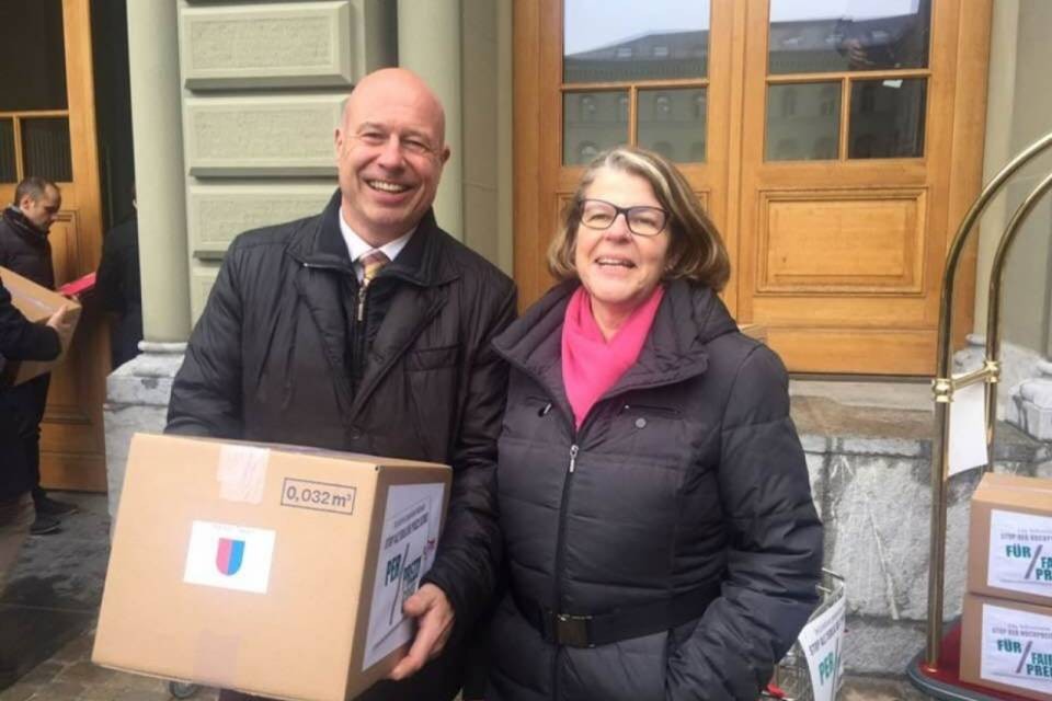 107'908 svizzeri vogliono "prezzi equi"