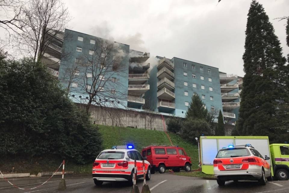Violento incendio a Vacallo