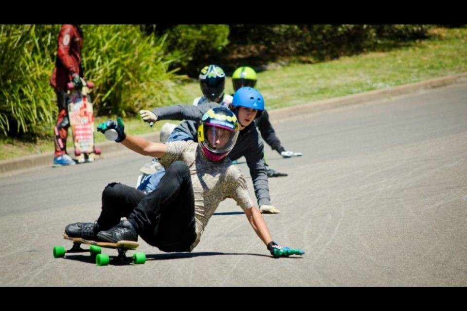 Con lo skate sul San Bernardino: denunciati