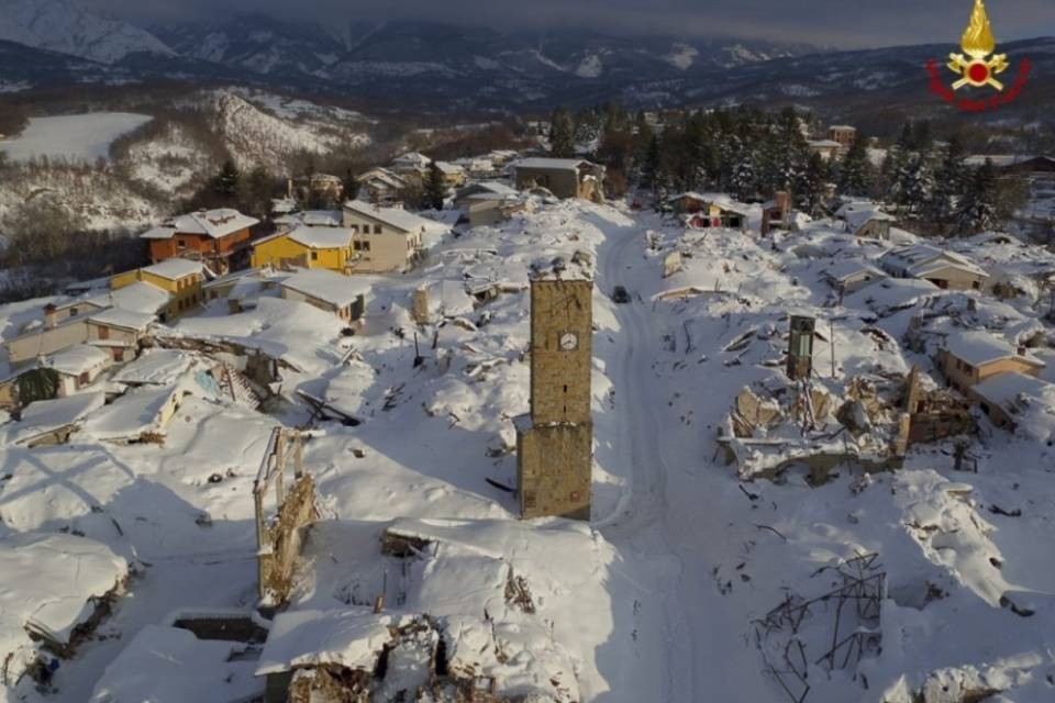 Da Lugano container per Amatrice