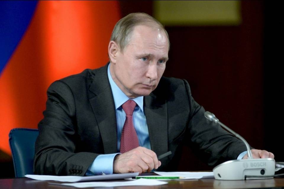 Putin: "È tempo di fidarsi di Mosca"