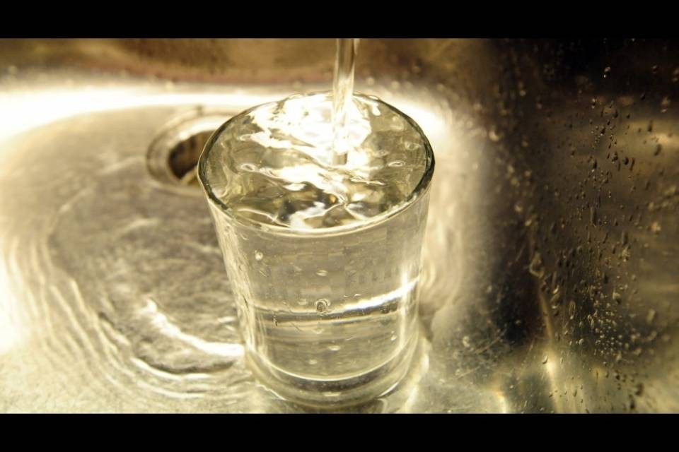 Ad Arogno l'acqua torna potabile