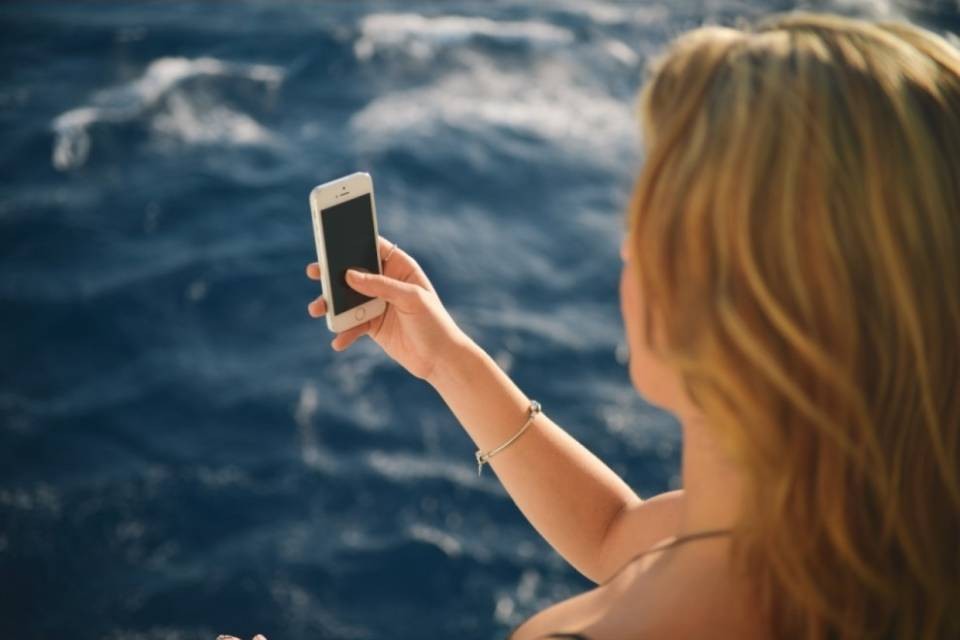 I selfie fanno più morti degli squali