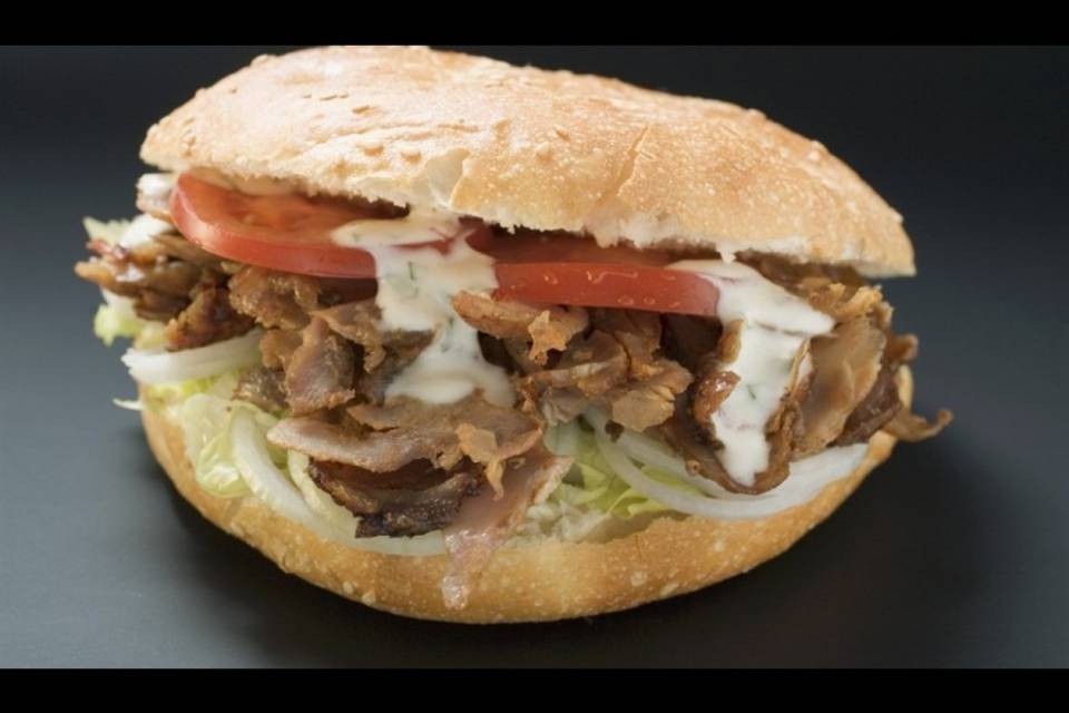 Un vero polacco vende vero kebab