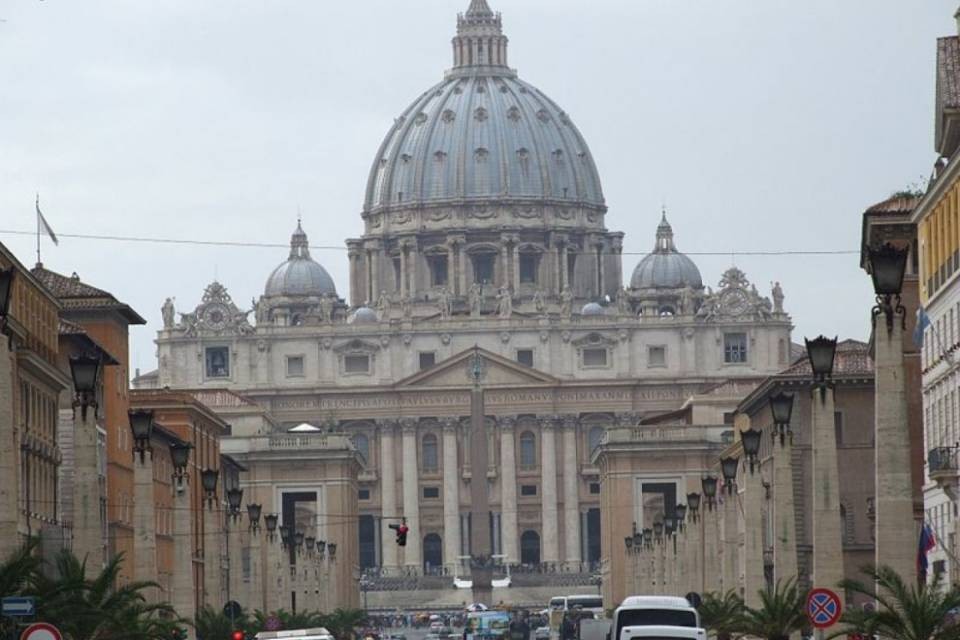 Pedofilia, il procuratore della Pennsylvania: "Il Vaticano sapeva"