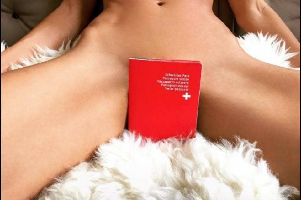 Anche Milo Moiré ha festeggiato la Patria