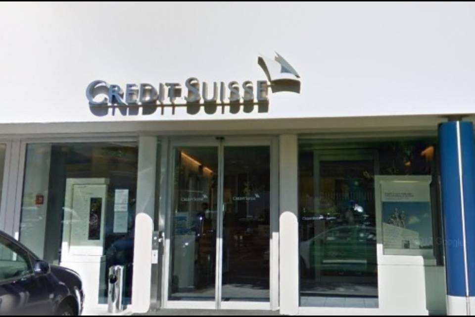 FINMA chiude 2 procedimenti contro Credit Suisse