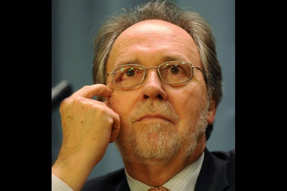 Dick Marty sull’arresto di Assange: “Sono scioccato”