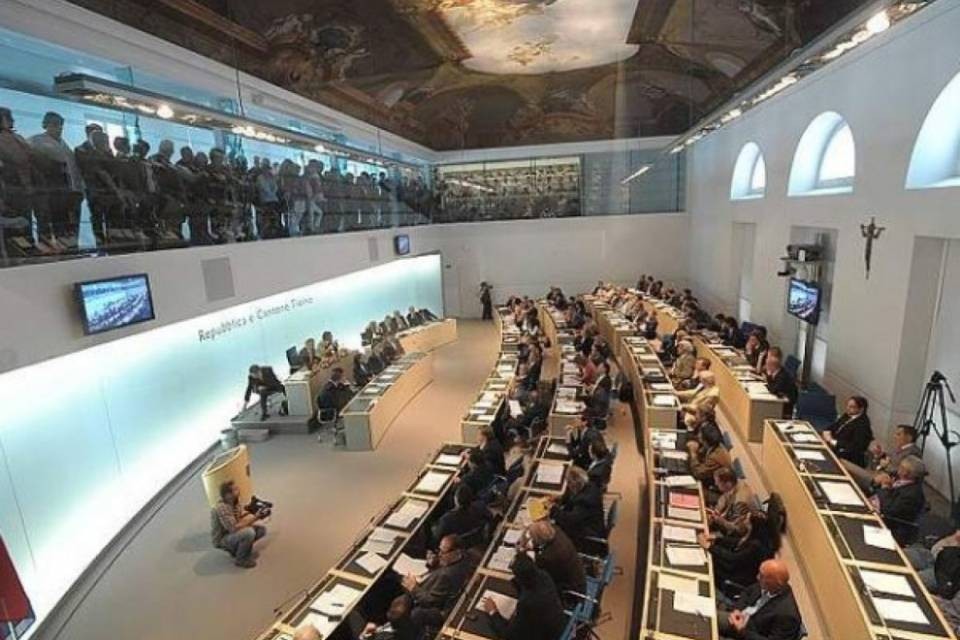 Dall'Eoc a Mizar, i conflitti d'interesse della politica