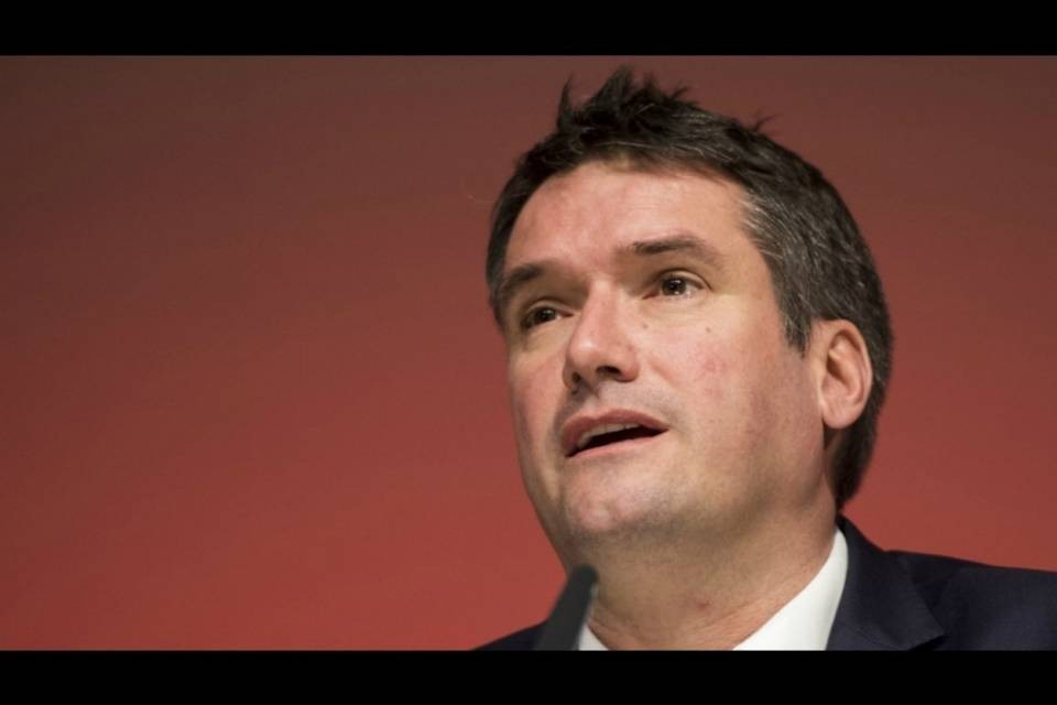 Christian Levrat chiede un "piano ecologico" da 12 miliardi