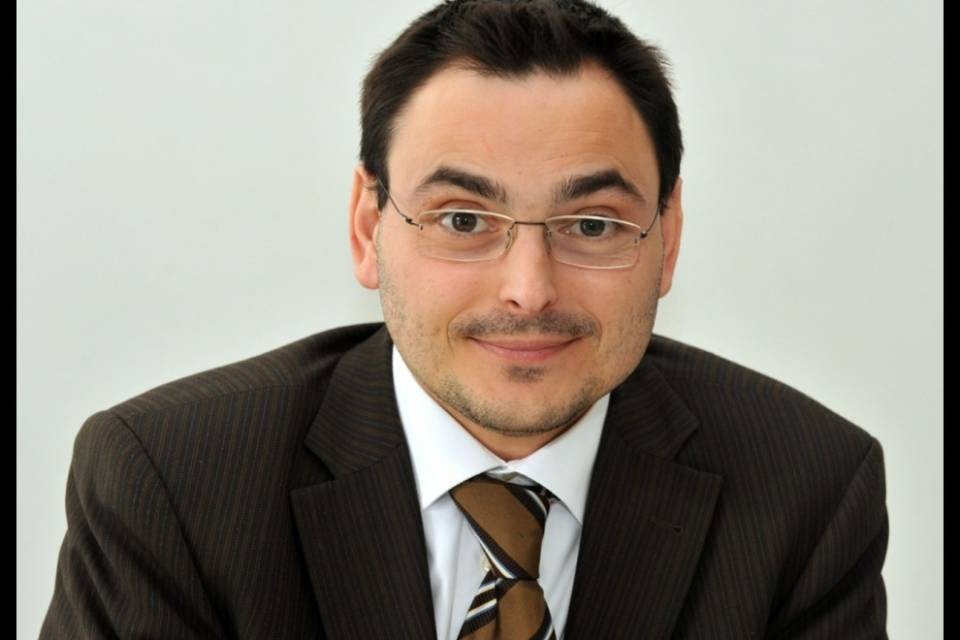 "Il popolo è preoccupato per il mercato del lavoro"