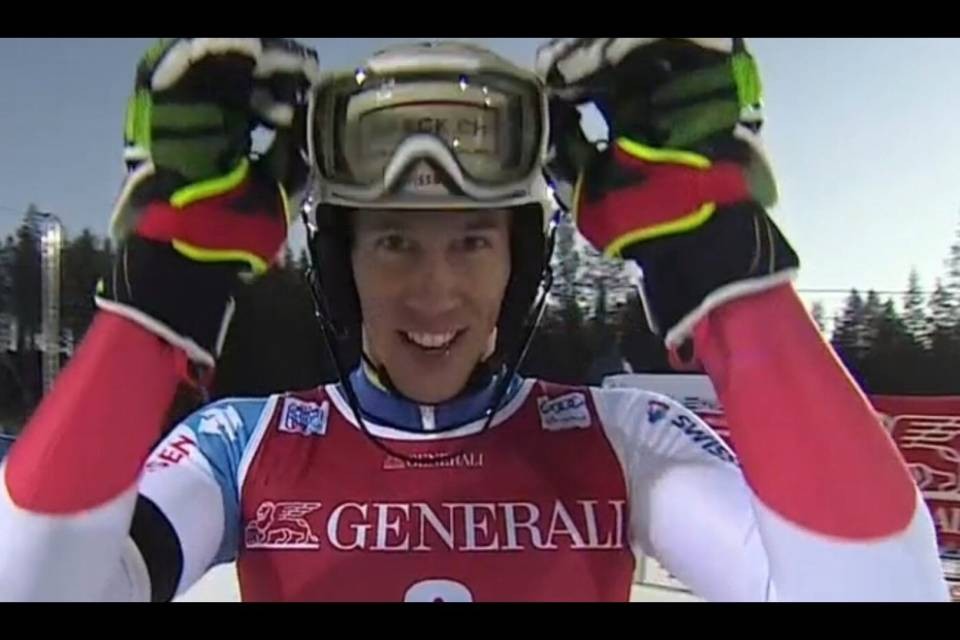 Hirscher domina il gigante di Adelboden