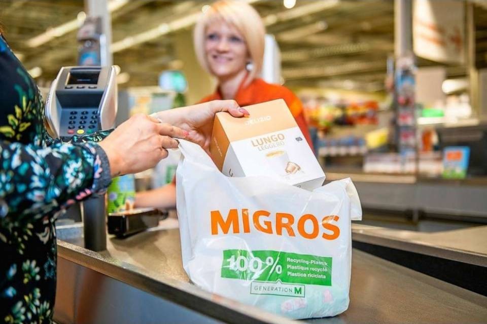 Sacchetti a pagamento: "Un successo"