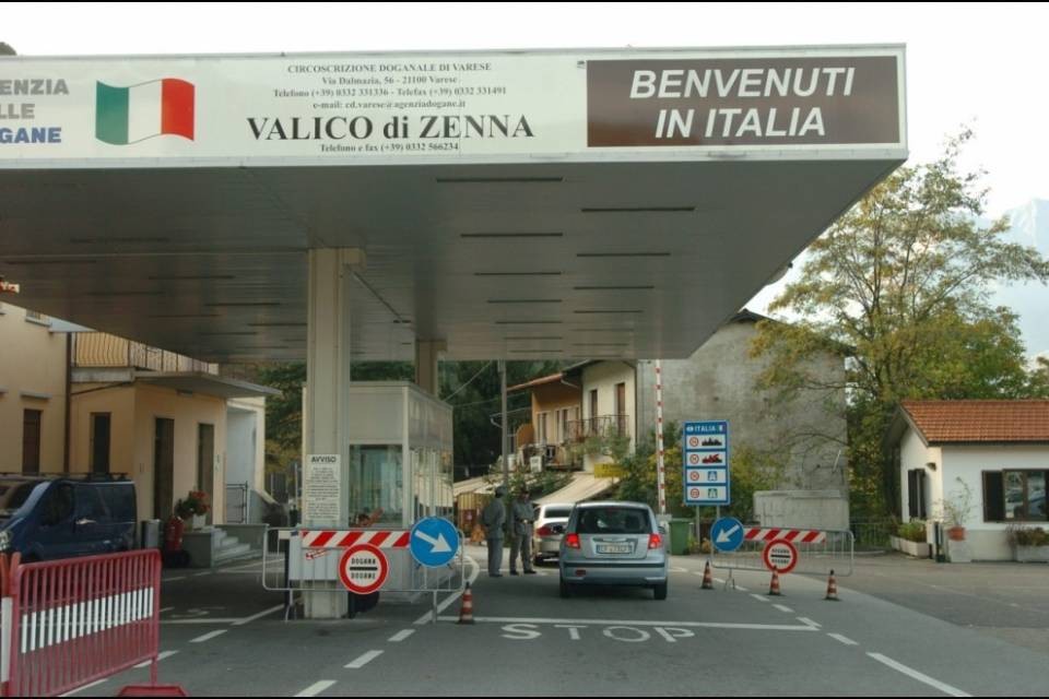 A Maccagno verranno registrate tutte le targhe