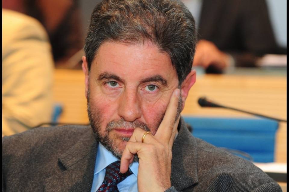 "La CORSI è proprio inutile"