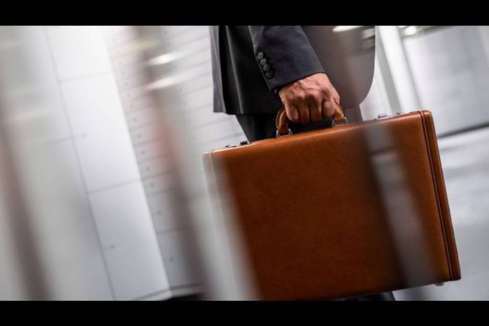 Avvocato italiano finisce dietro le sbarre