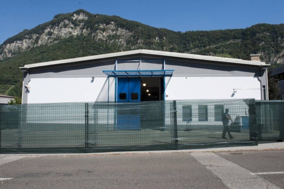 Rancate, quasi 2000 firme contro il centro migranti
