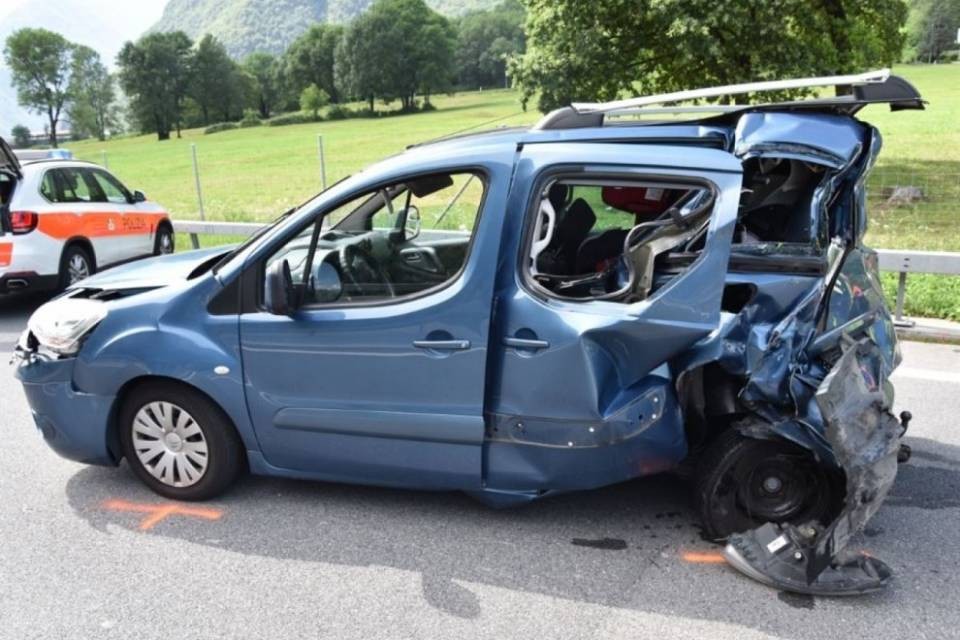 Tamponamento sulla A13, disagi al traffico
