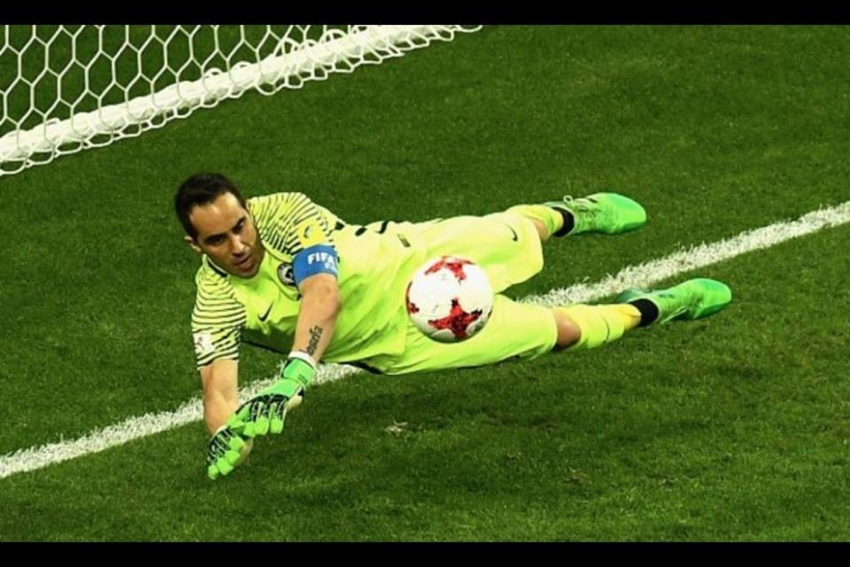 Il Cile vola in finale