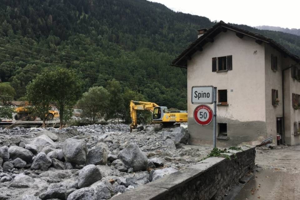 Bregaglia, il rientro non prima di due mesi