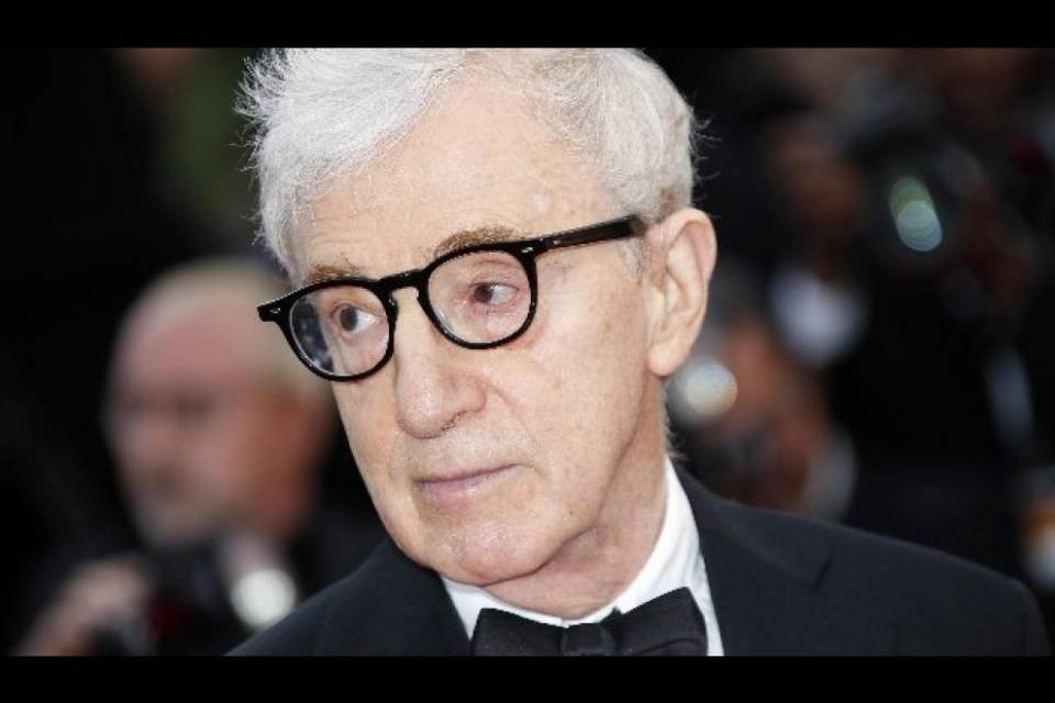 Woody Allen e Amazon rinunciano alla causa